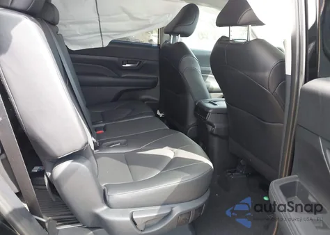 2025 Toyota Grand Highlander Xle из США, поврежденный, VIN 5TDAAAB57SS071051